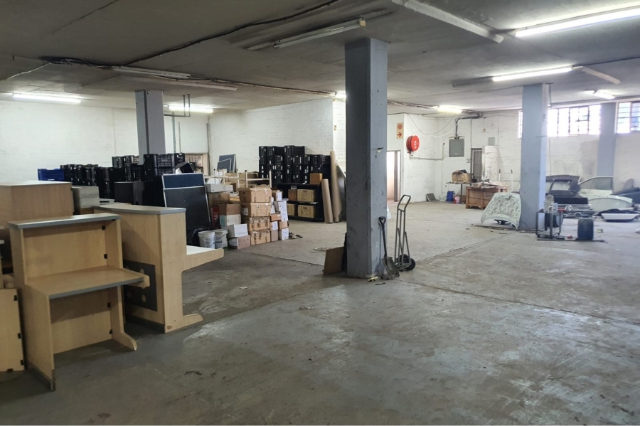 To Let commercial Property for Rent in North End Eastern Cape